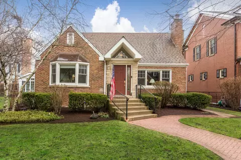 505 Leonard St, Park Ridge, IL 60068