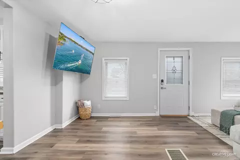 Entry Way - 115 Summer St, Maple Park, IL 60151 photo 1 of 1