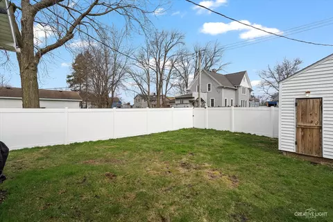 Exterior - 115 Summer St, Maple Park, IL 60151 photo 6 of 6