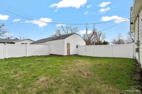 Exterior - 115 Summer St, Maple Park, IL 60151 photo 4 of 6