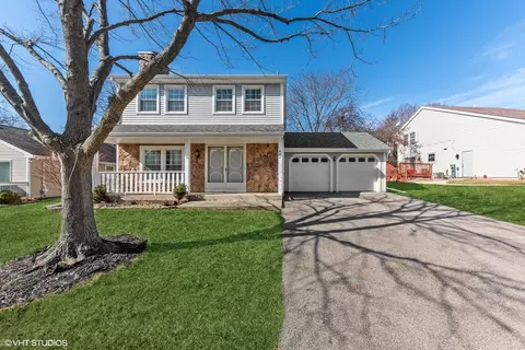 644 Stout Ct, Gurnee, IL 60031