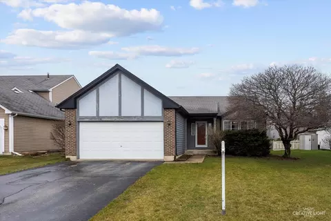 Exterior - 1216 Hackberry Ct, Elgin, IL 60120 photo 2 of 10