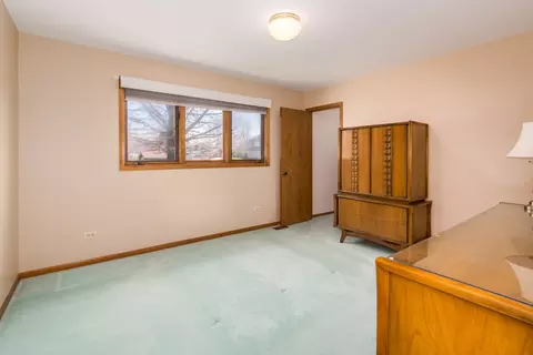Bedroom - 10501 Dickens Dr, Mokena, IL 60448 photo 2 of 3
