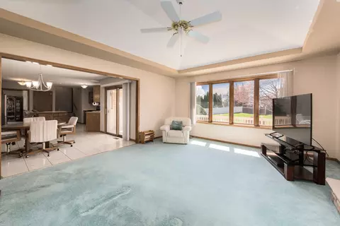 Bedroom - 10501 Dickens Dr, Mokena, IL 60448 photo 1 of 3