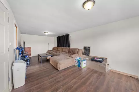 7413 W 61st Pl, Summit, IL 60501 photo 3