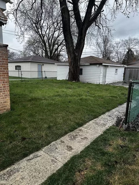 14237 Dobson Ave, Dolton, IL 60419 photo 15