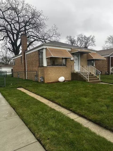 14237 Dobson Ave, Dolton, IL 60419 photo 2