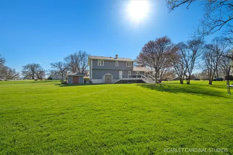 Exterior - 38 W400 Arrowmaker Pass, Elgin, IL 60124 photo 11 of 17