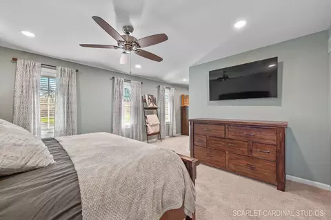 Bedroom - 38 W400 Arrowmaker Pass, Elgin, IL 60124 photo 2 of 5