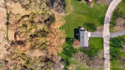View/Area - 38 W400 Arrowmaker Pass, Elgin, IL 60124 photo 3 of 4