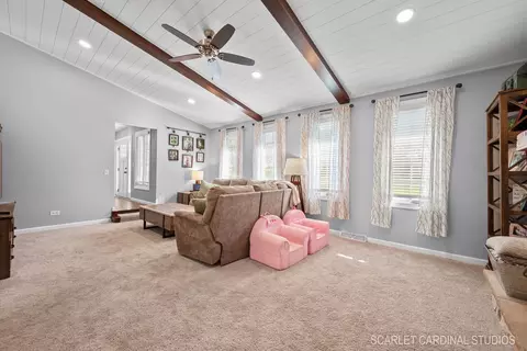 Living - 38 W400 Arrowmaker Pass, Elgin, IL 60124 photo 2 of 4