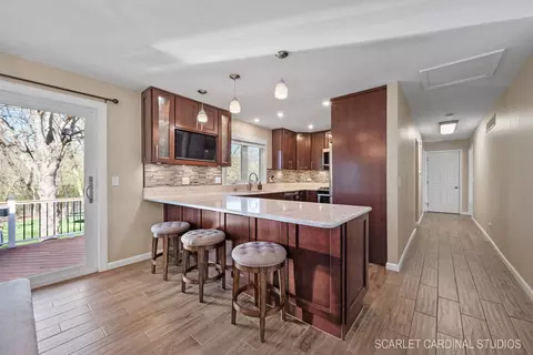Kitchen - 38 W400 Arrowmaker Pass, Elgin, IL 60124 photo 1 of 2