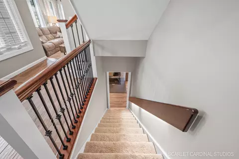 Entry Way - 38 W400 Arrowmaker Pass, Elgin, IL 60124 photo 3 of 3