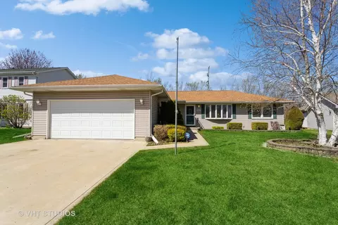 7013 Floyd Ct, Plainfield, IL 60586