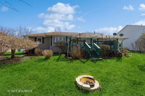 Exterior - 7013 Floyd Ct, Plainfield, IL 60586 photo 5 of 6