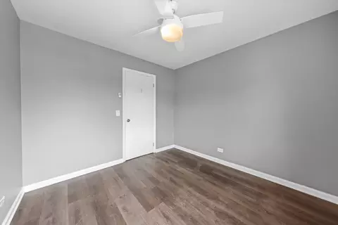 Bedroom - 109 Heather Ct, Rolling Meadows, IL 60008 photo 4 of 4