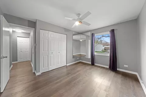 Bedroom - 109 Heather Ct, Rolling Meadows, IL 60008 photo 2 of 4