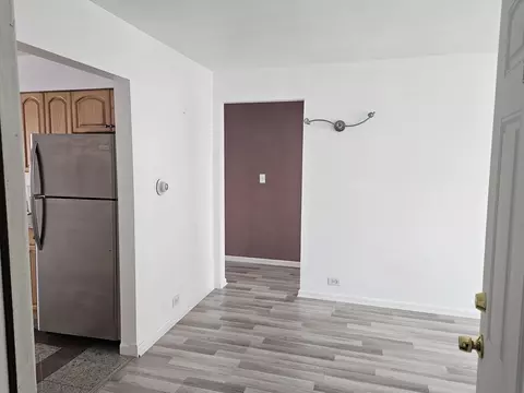 Bedroom - 1312 Perry St #B, Des Plaines, IL 60016 photo 1 of 2