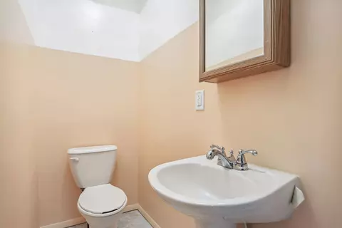 Bath - 508 S Willis Ave, Champaign, IL 61821 photo 1 of 2