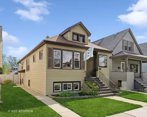 5713 W Warwick Ave, Chicago, IL 60634