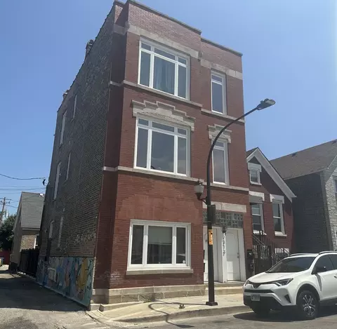 2313 S Seeley Ave, Chicago, IL 60608