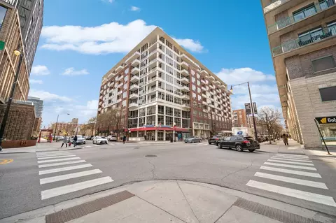 901 W Madison St #810, Chicago, IL 60607