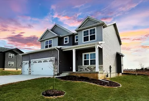 707 Isabella Dr, Mahomet, IL 61853