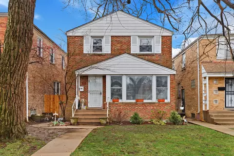2953 W Jerome St, Chicago, IL 60645