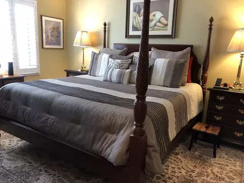 Bedroom - 2098 Creekside Dr, Wheaton, IL 60189 photo 3 of 3
