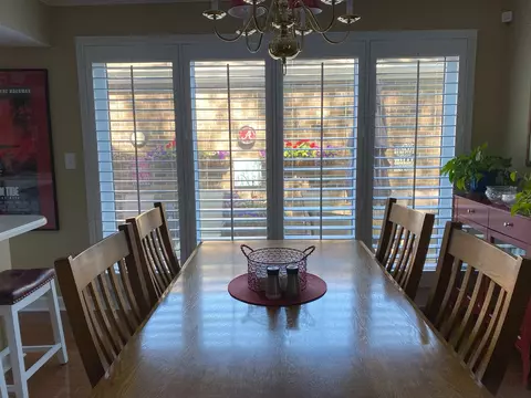 Dining - 2098 Creekside Dr, Wheaton, IL 60189 photo 5 of 6