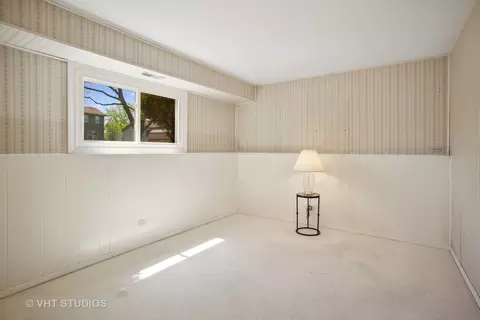 Bedroom - 1435 Saddlebrook Cir, Algonquin, IL 60102 photo 1 of 3