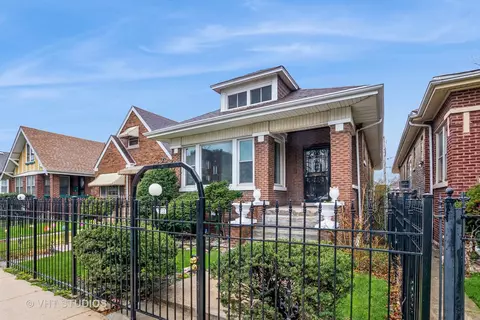 7712 S Hermitage Ave, Chicago, IL 60620