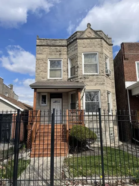 3408 W Franklin Blvd, Chicago, IL 60624