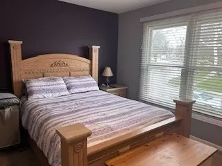 Bedroom - 1846 Williamsburg Dr, Hoffman Estates, IL 60169 photo 2 of 4