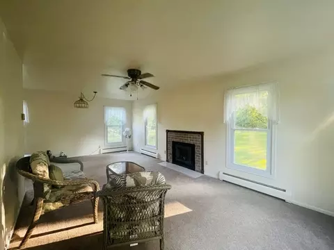 Living - 2994 E 1150th St, Mcnabb, IL 61335 photo 4 of 8