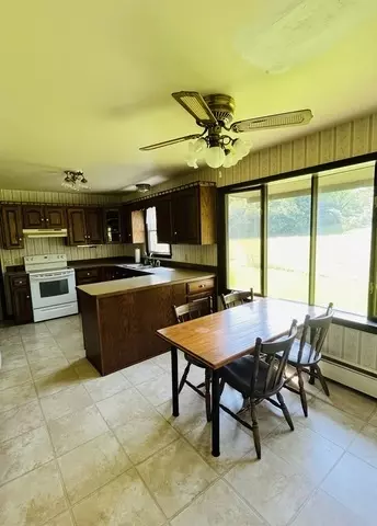 Kitchen - 2994 E 1150th St, Mcnabb, IL 61335 photo 7 of 7