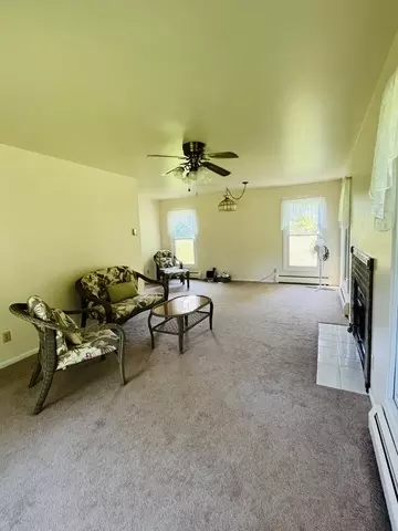 Living - 2994 E 1150th St, Mcnabb, IL 61335 photo 1 of 8