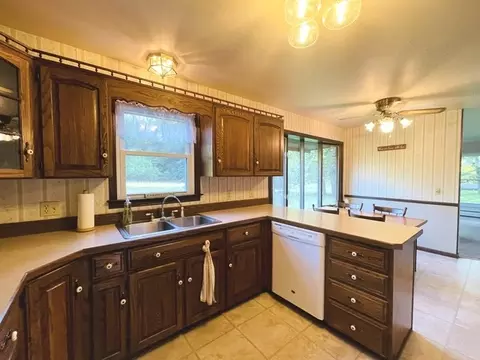 Kitchen - 2994 E 1150th St, Mcnabb, IL 61335 photo 2 of 7
