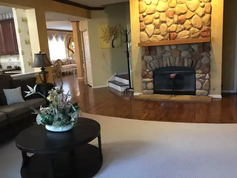 Living - Undisclosed, Plano, IL 60545 photo 4 of 7
