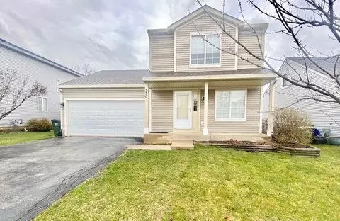 370 E Springwood Ct, Round Lake Beach, IL 60073