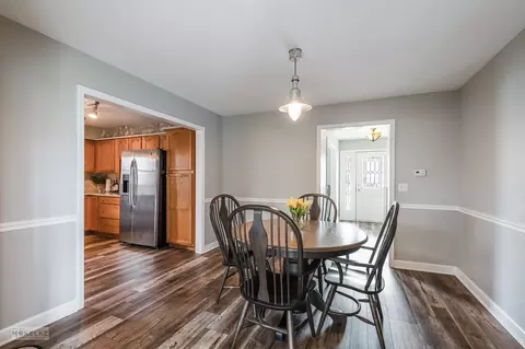 Dining - 770 Donna Ave, Aurora, IL 60505 photo 3 of 3