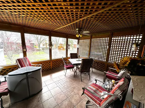 Exterior - 15257 Pine Dr, Oak Forest, IL 60452 photo 6 of 7