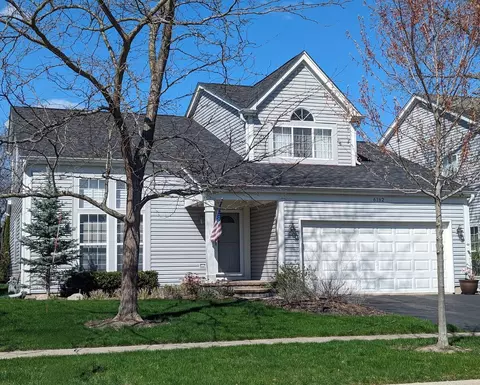 6182 Brookstone Pl, Gurnee, IL 60031