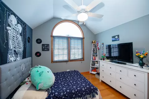 Bedroom - 731 Hackberry Ln, Algonquin, IL 60102 photo 7 of 8
