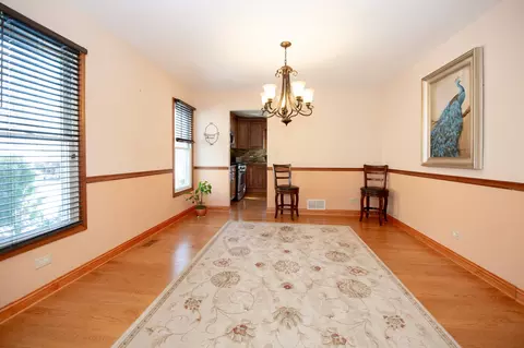 Entry Way - 731 Hackberry Ln, Algonquin, IL 60102 photo 2 of 2