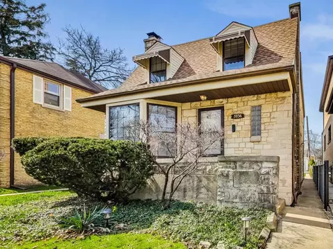 5936 N Saint Louis Ave, Chicago, IL 60659
