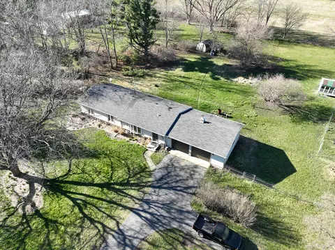 10810 Pheasant Ln, Woodstock, IL 60098