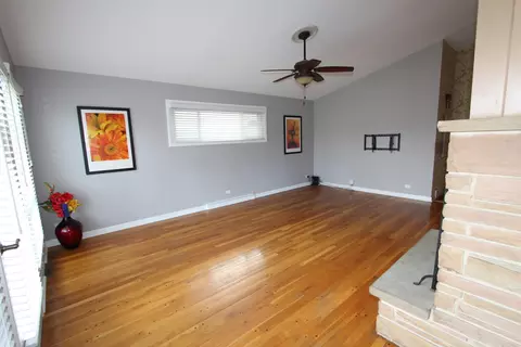 Other - 2053 Cedar St, Des Plaines, IL 60018 photo 5 of 11