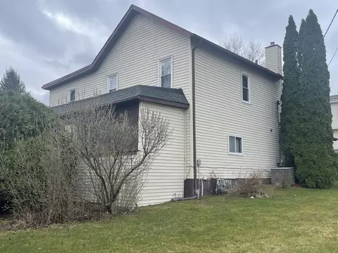 116 W Railroad St, Kingston, IL 60145