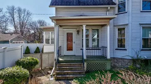 Exterior - 123 E Van Buren St, Ottawa, IL 61350 photo 10 of 11